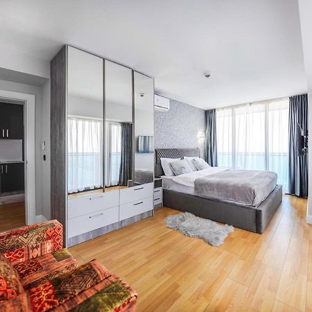 Orbi City Aparthotel Batumi Exteriör bild