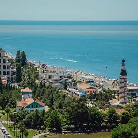 Orbi City Aparthotel Batumi Exteriör bild