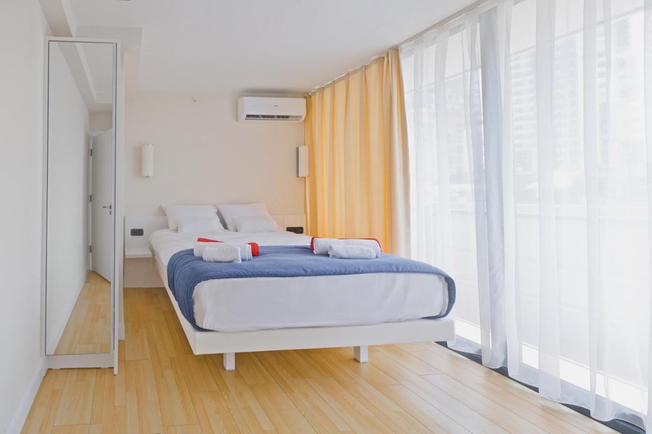Orbi City Aparthotel Batumi Exteriör bild