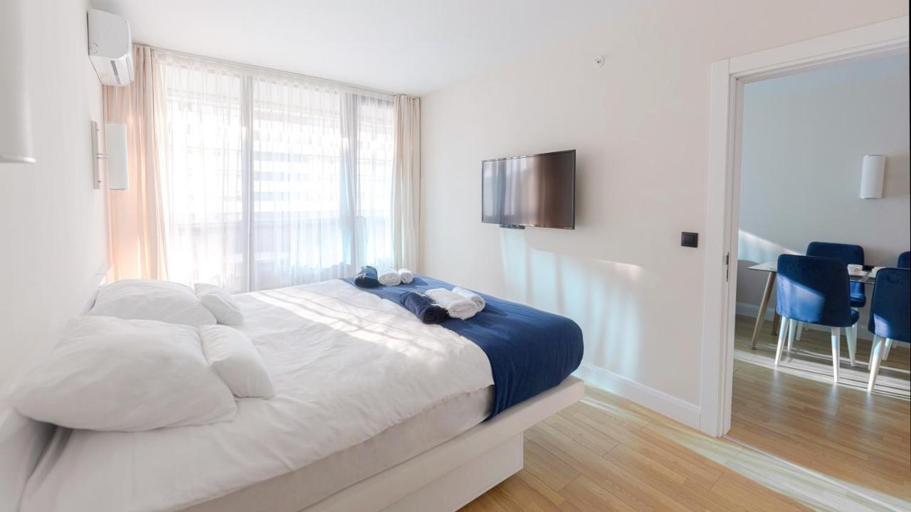Orbi City Aparthotel Batumi Exteriör bild