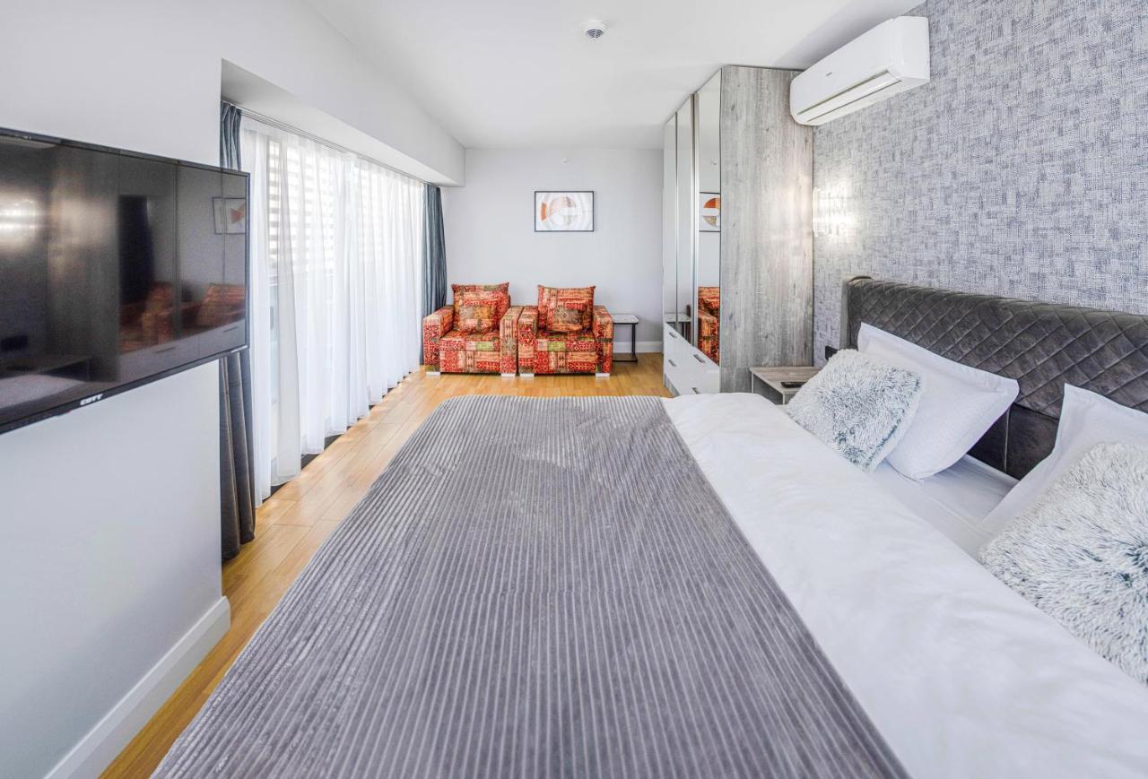 Orbi City Aparthotel Batumi Exteriör bild